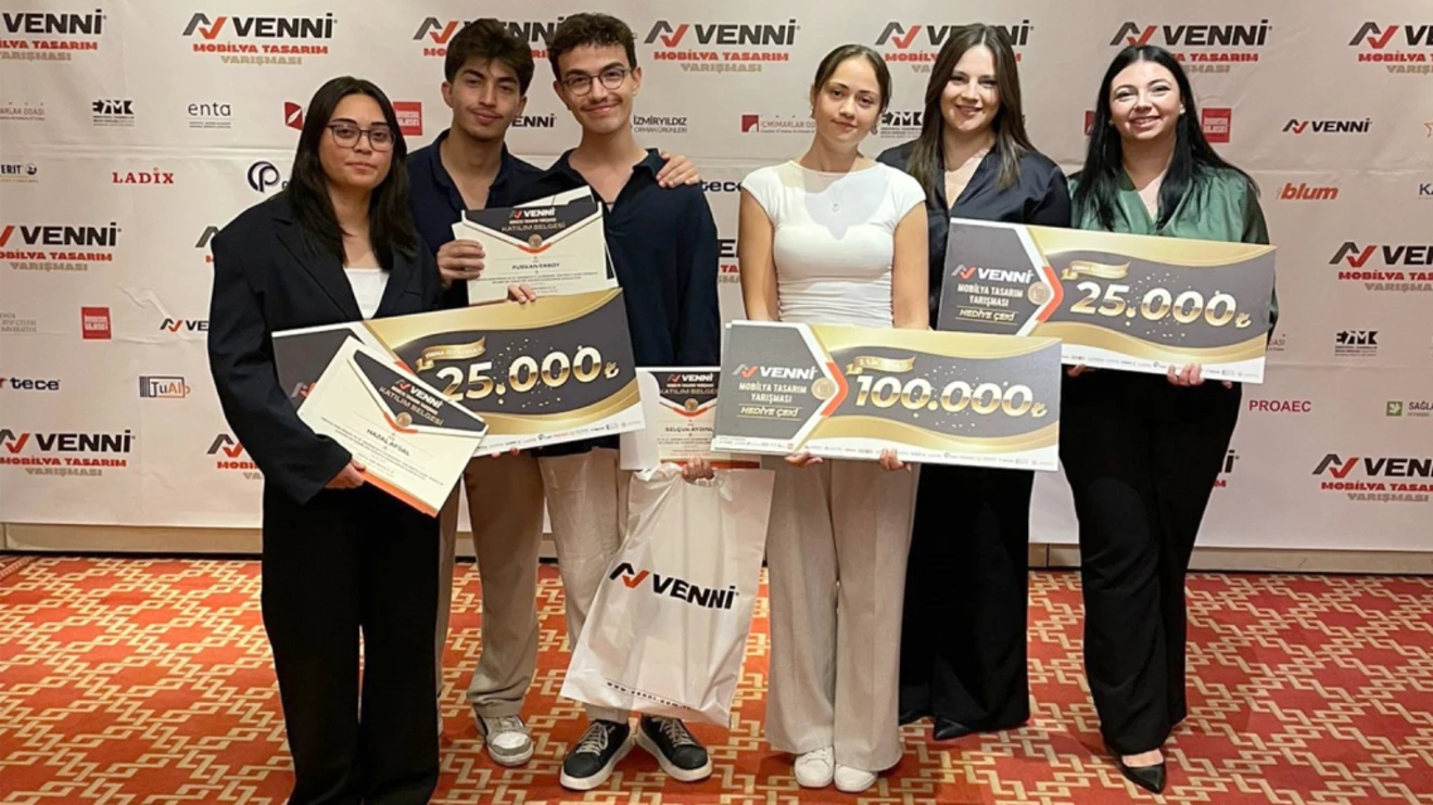 Selçuk Üniversitesi öğrencileri, Mobilya Tasarım Yarışması’nda 3 ödülün sahibi oldu